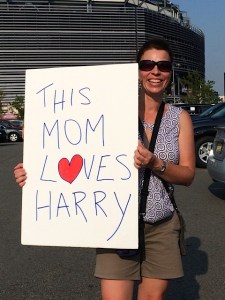 mom loves harry